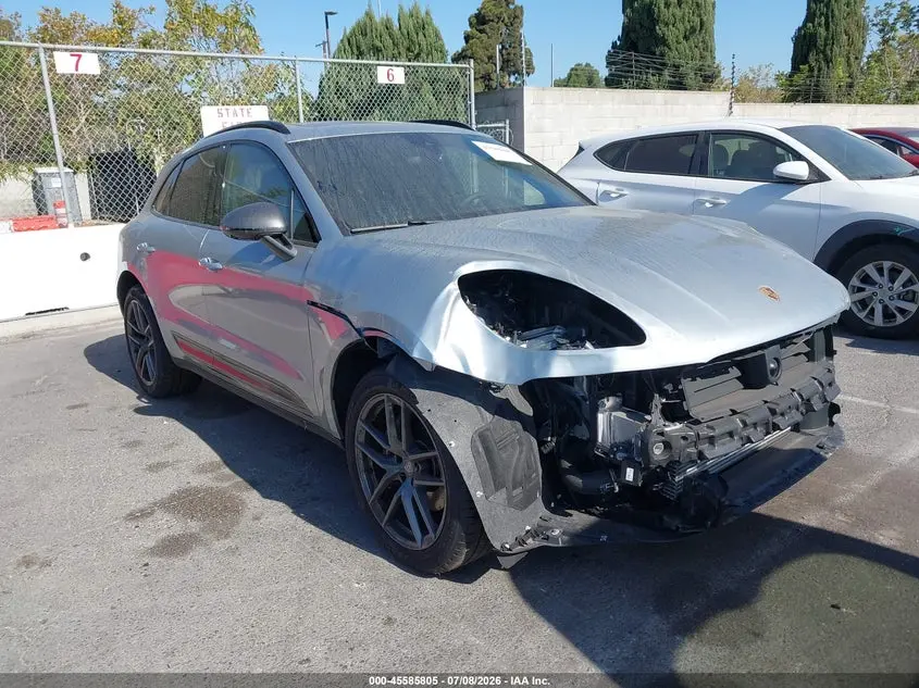 Porsche Macan T 2025