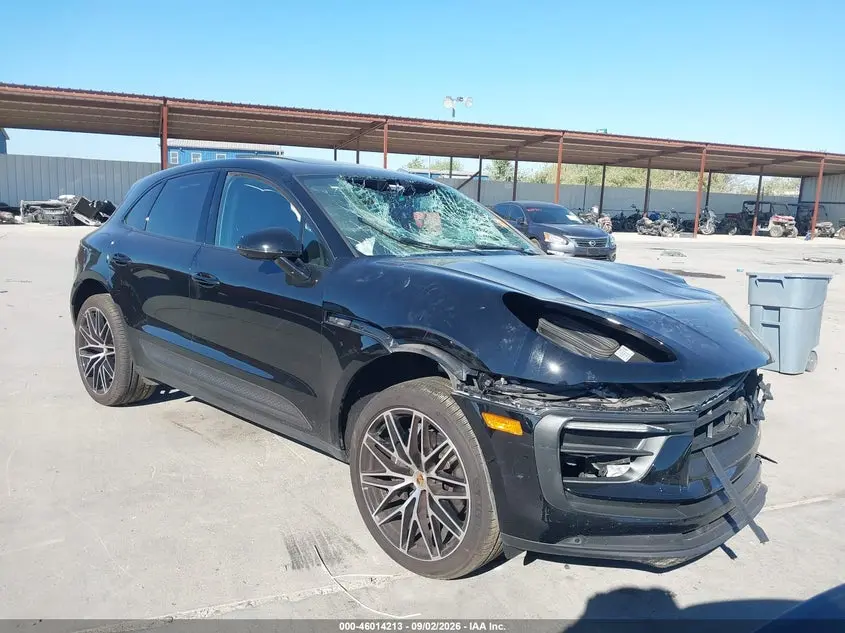 Porsche Macan T 2024