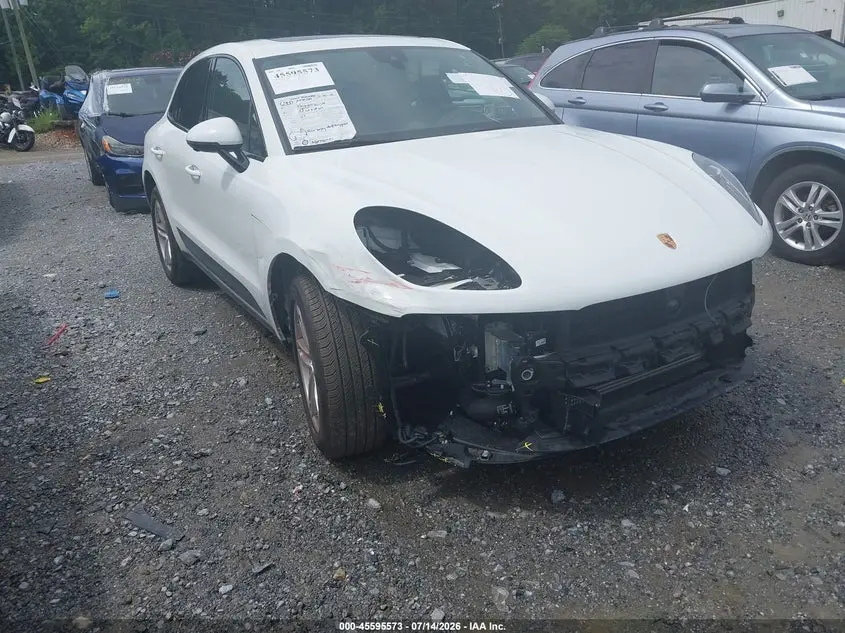 Porsche Macan T 2025