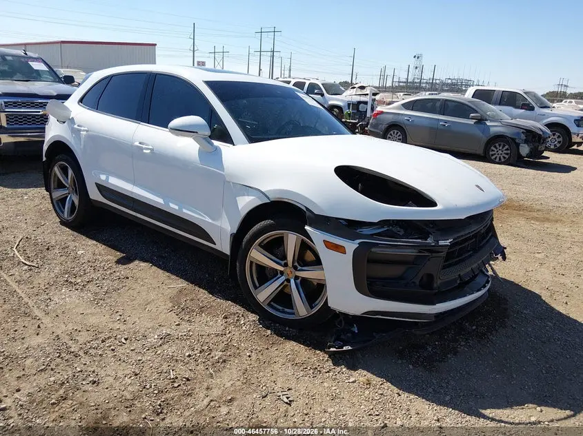 Porsche Macan T 2024