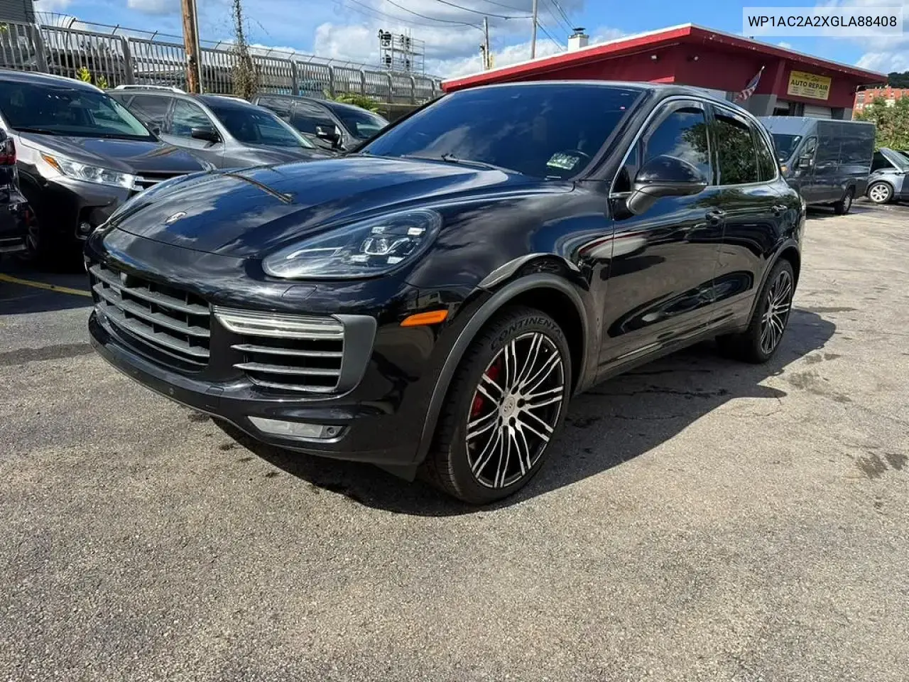 Porsche Cayenne Turbo 2016
