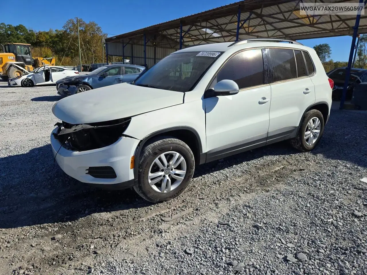 Volkswagen Tiguan S 2016