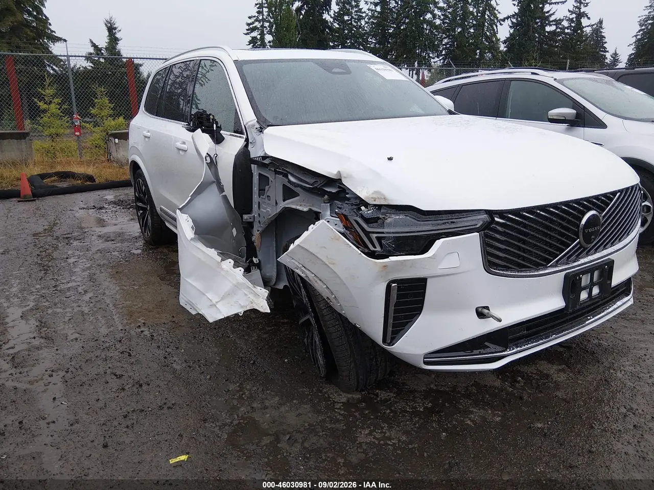 Volvo Xc90 Plus, B6 Awd Gas (Mild Hybrid), Gasoline, Bright, 7 Seats 2026