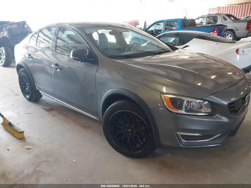 Volvo S60 Cross Country T5 Platinum 2016