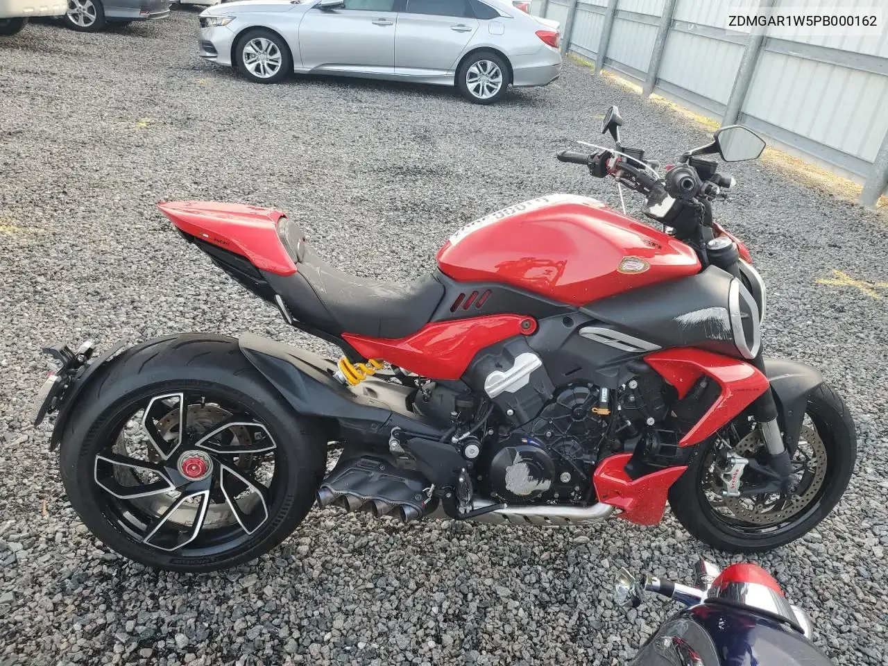 Ducati Diavel V4 2023