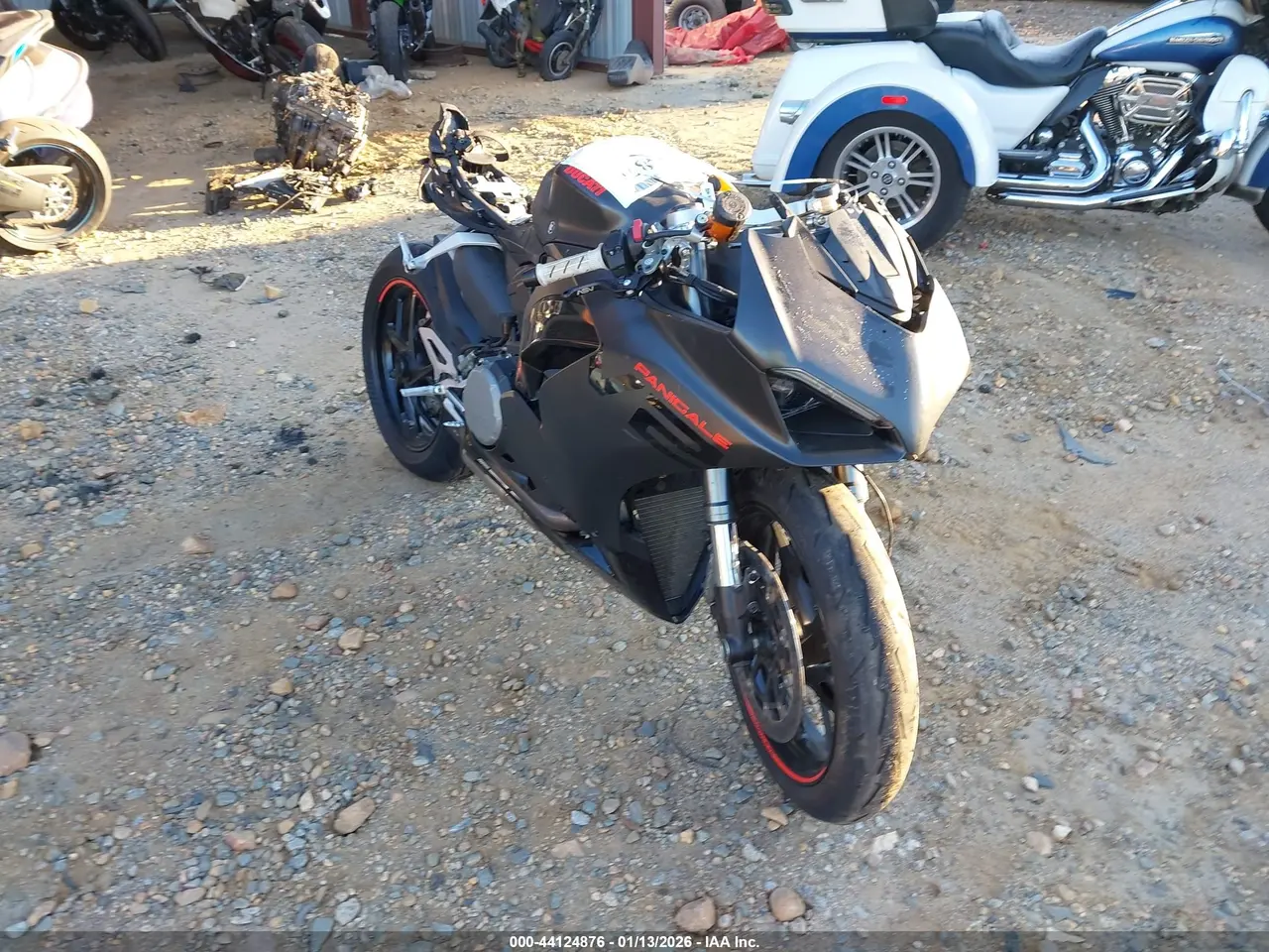 Ducati Panigale V2 2024