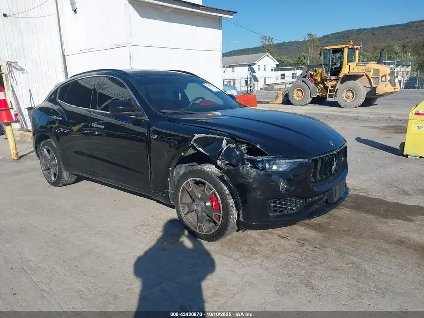 Maserati Levante S 2017