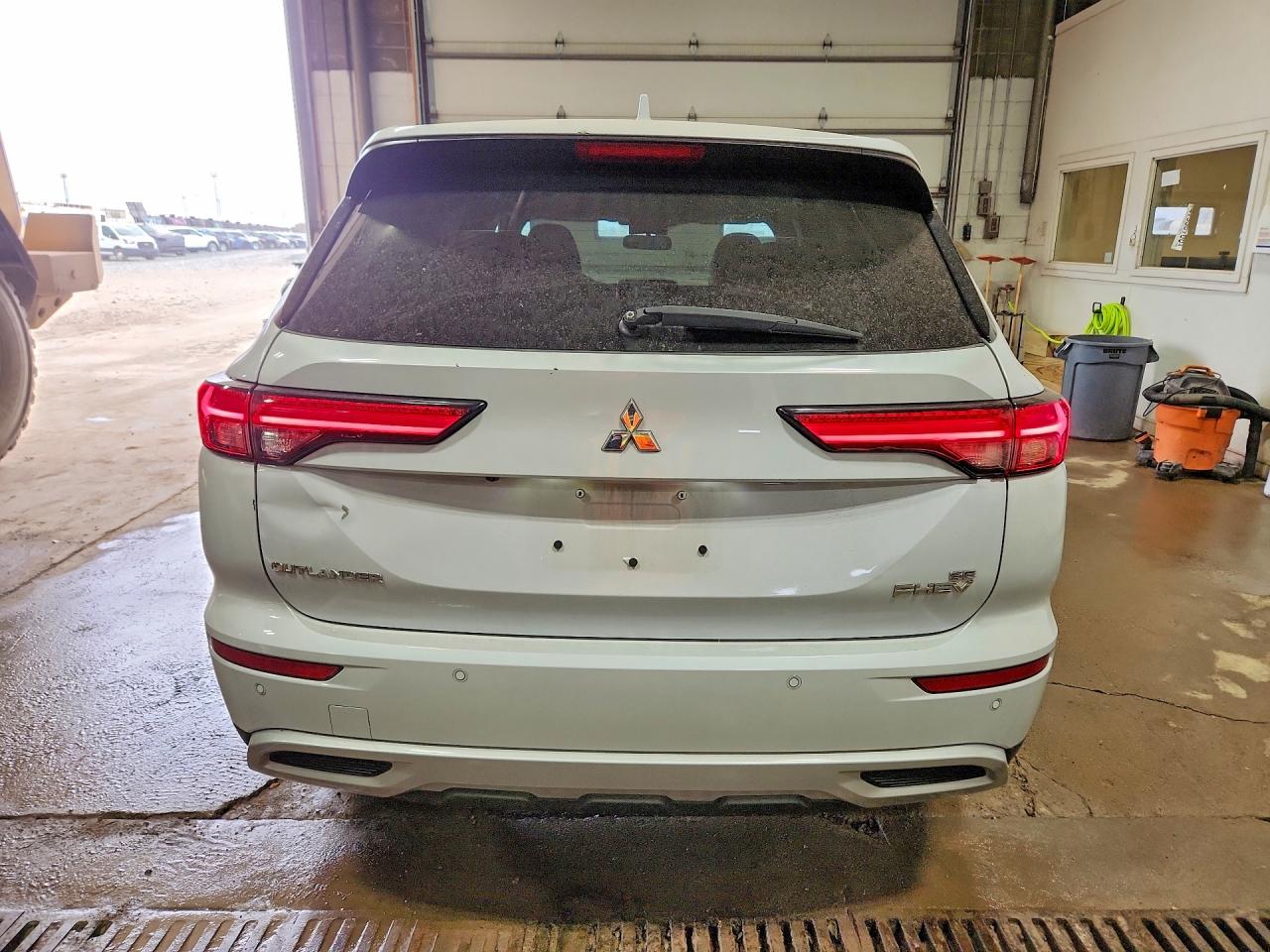 Mitsubishi Outlander 2025