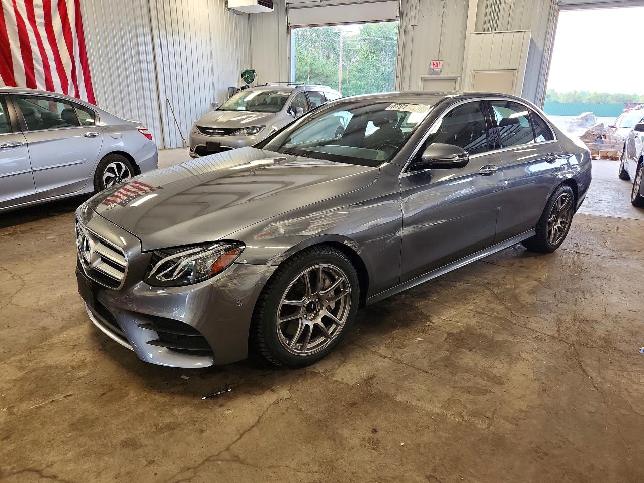 Mercedes-Benz E 2022