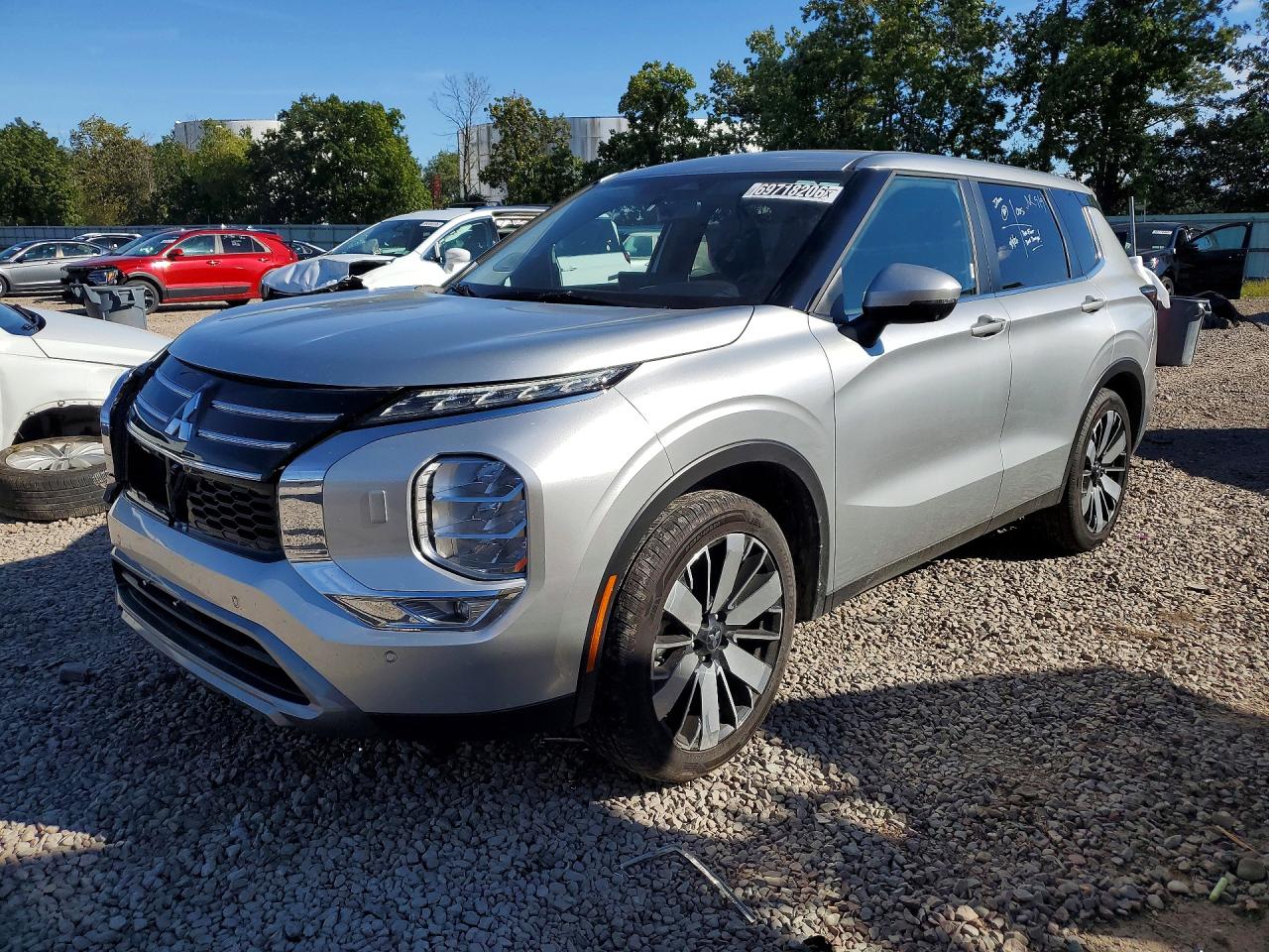 Mitsubishi Outlander Se 2025