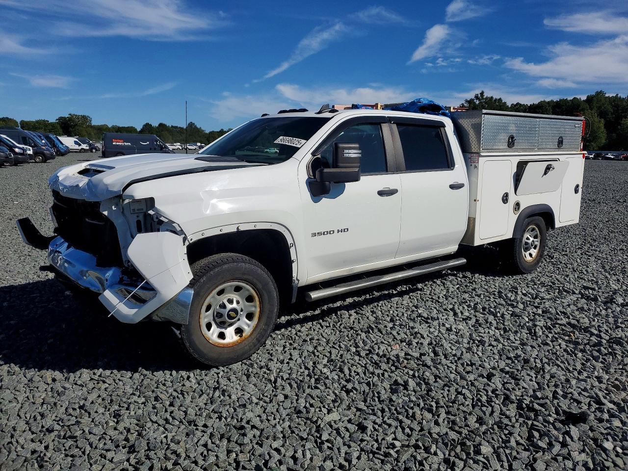 Chevrolet Silverado Utility / Service Truck 2022