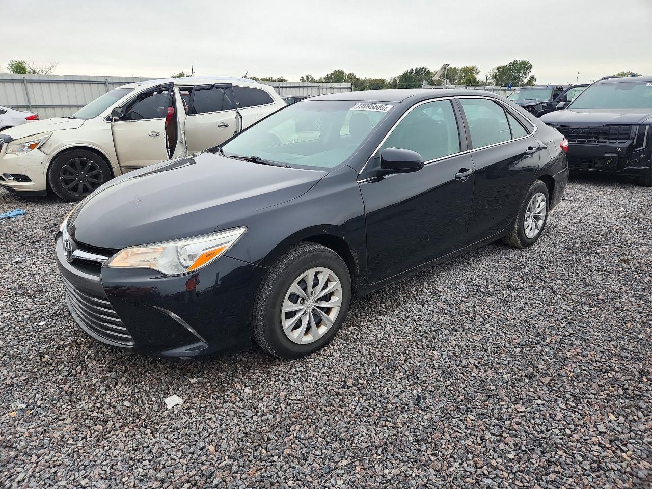 Toyota Camry Le 2015