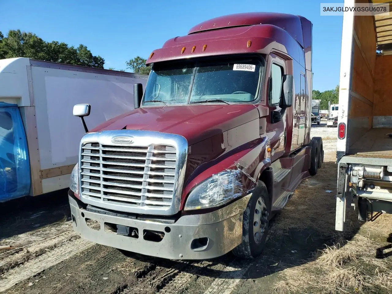 Freightliner Cascadia 125 Semi Truck 2016