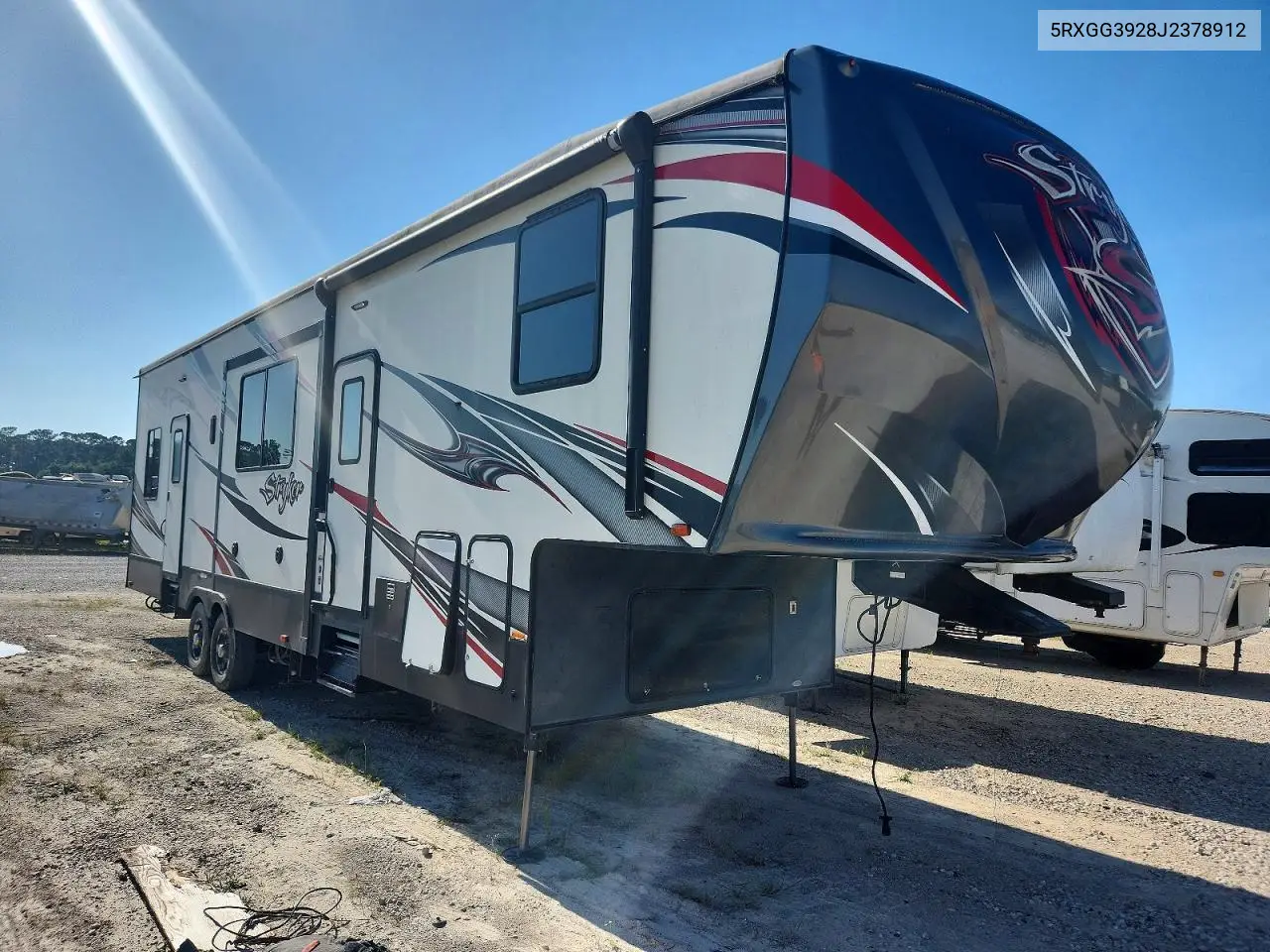 Unknown - Camper 2018