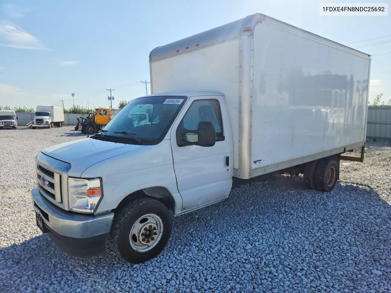 Ford Econoline E450 Super Duty Cutaway Van 2022