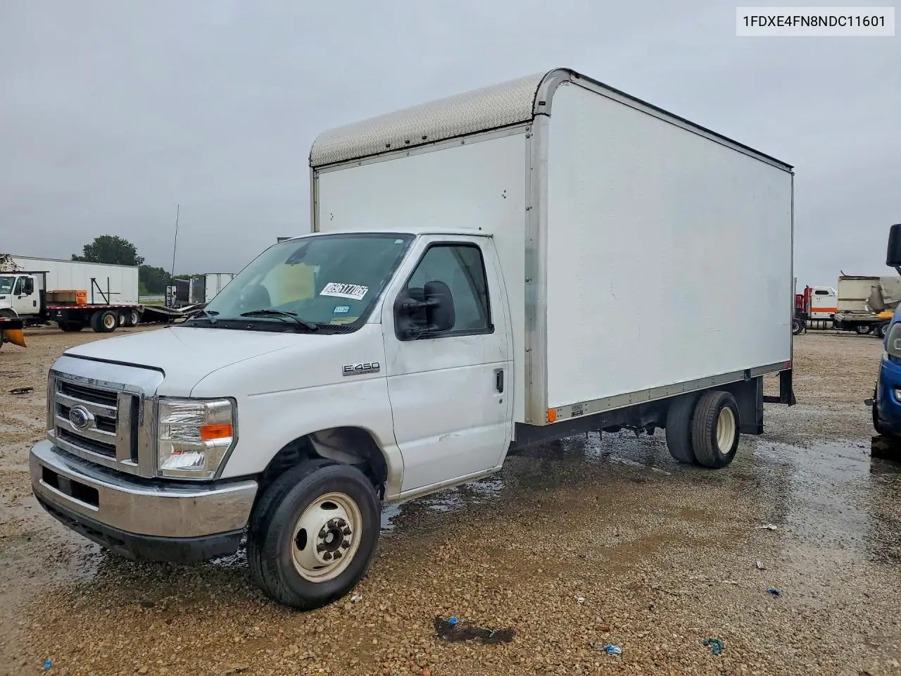 Ford E-450 Box Truck 2022
