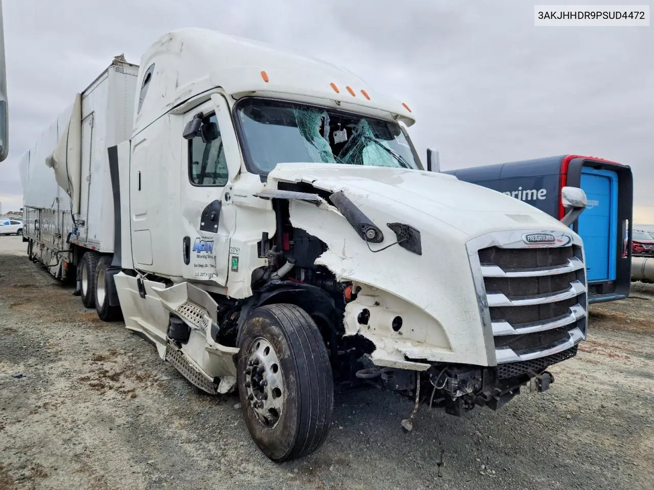 Freightliner Cascadia 126 Semi Truck 2023