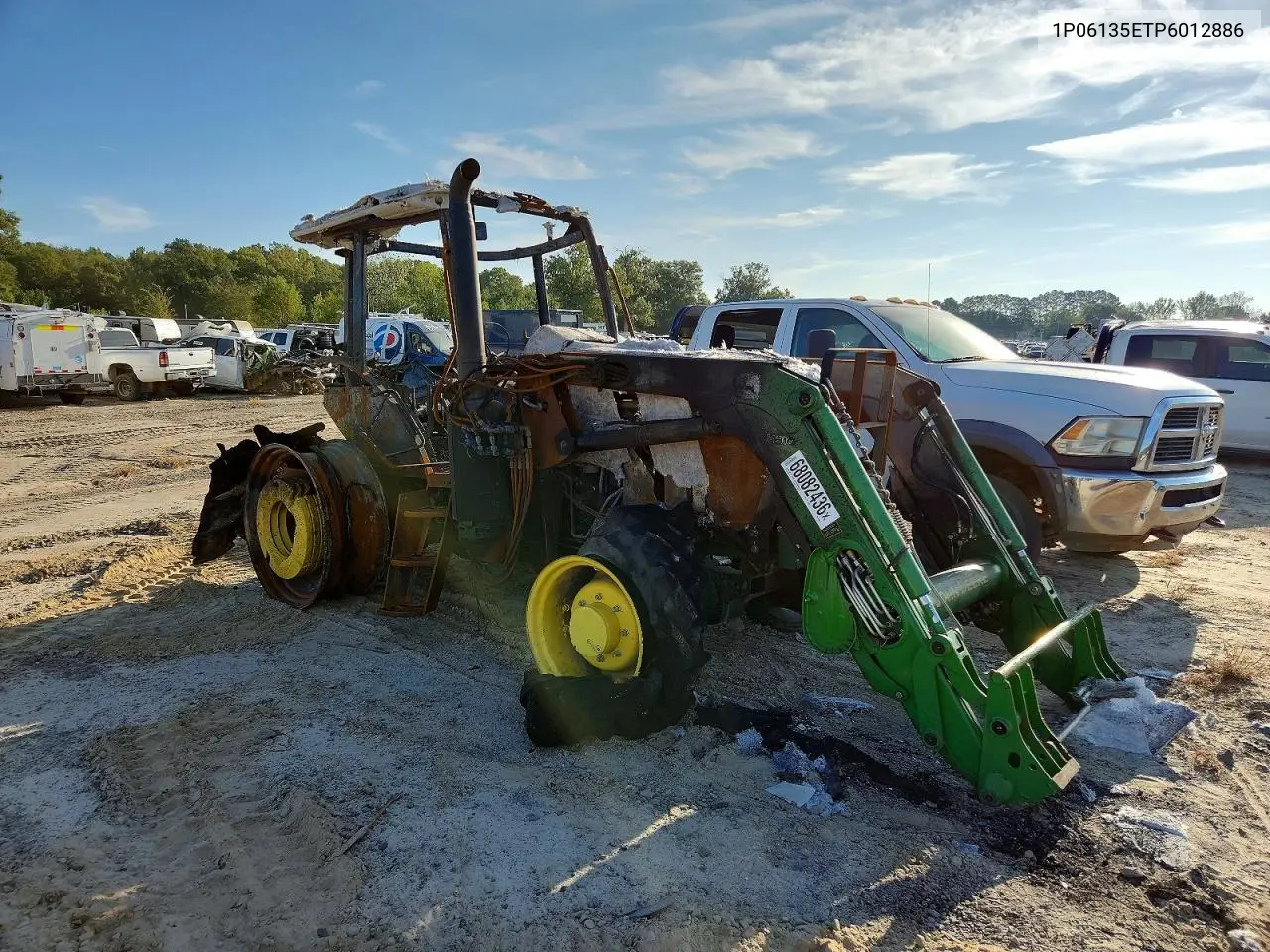 John Deere 6135E 2023