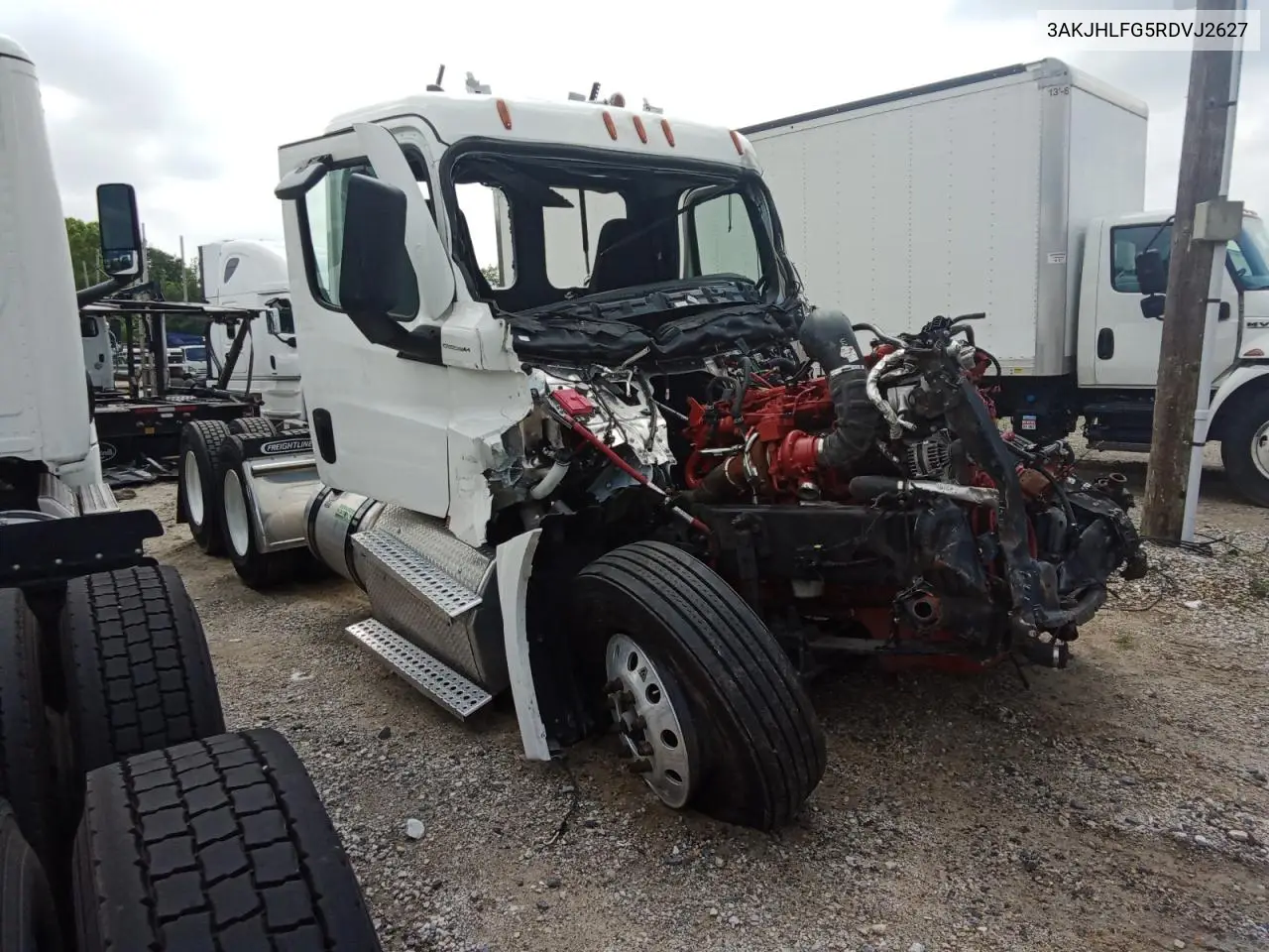 Freightliner Cascadia 126 Semi Truck 2024