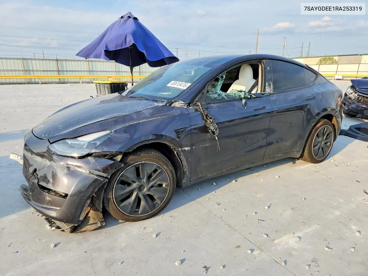 Tesla Model Y 2024