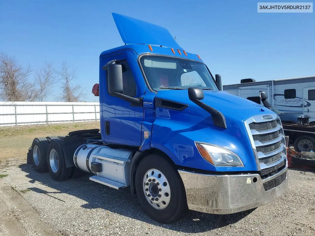 Freightliner Cascadia 116 Semi Truck 2024