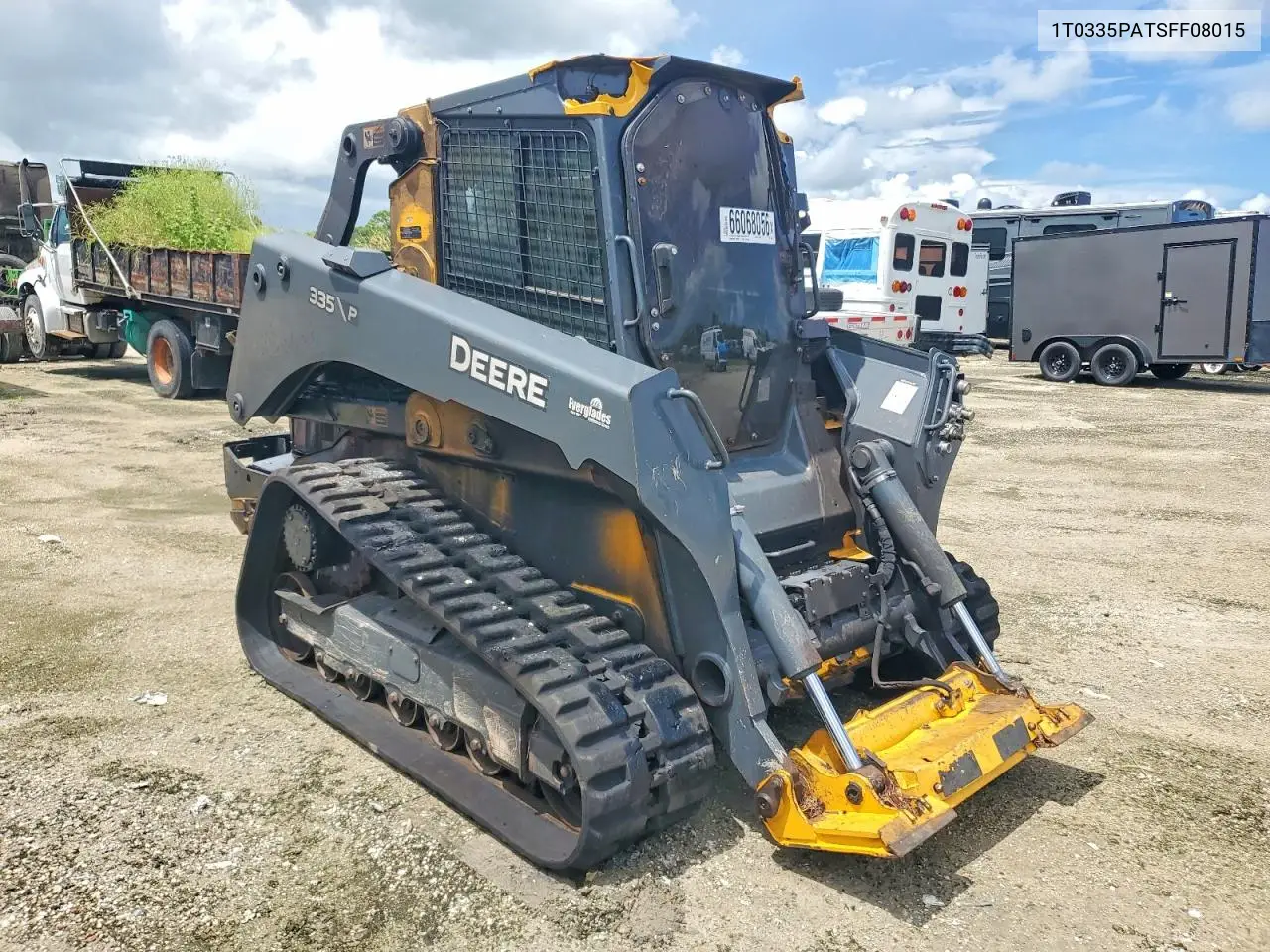 John Deere 335P 2025