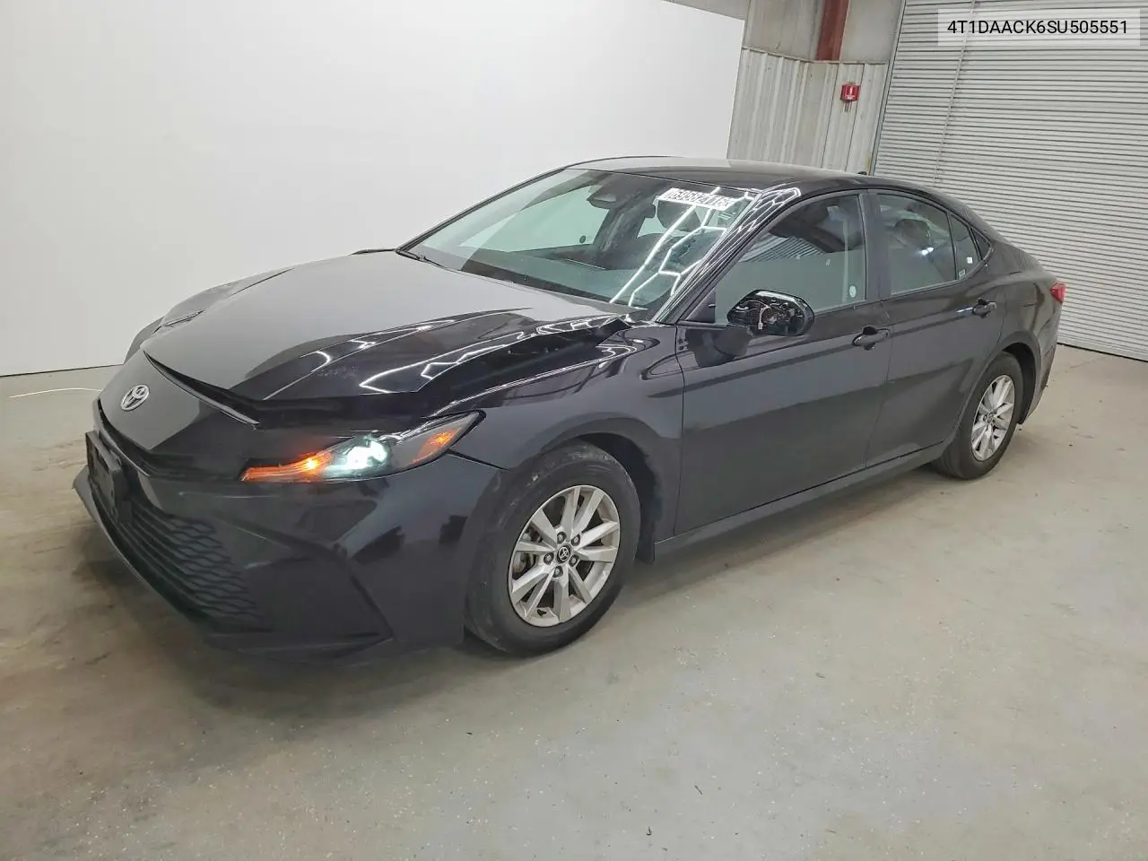 Toyota Camry Le 2025