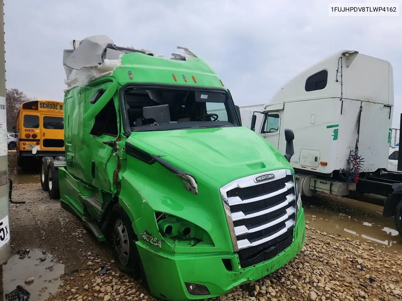 Freightliner Cascadia 116 Semi Truck 2026