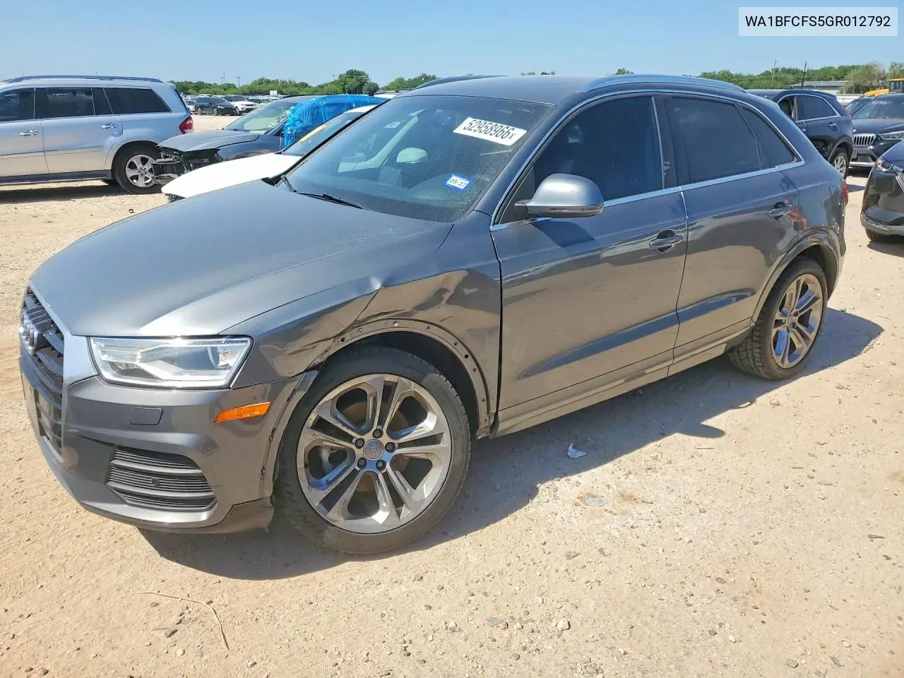 Audi Q3 Premium Plus 2016