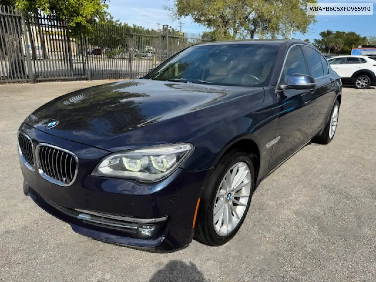 BMW 750 Xi 2015