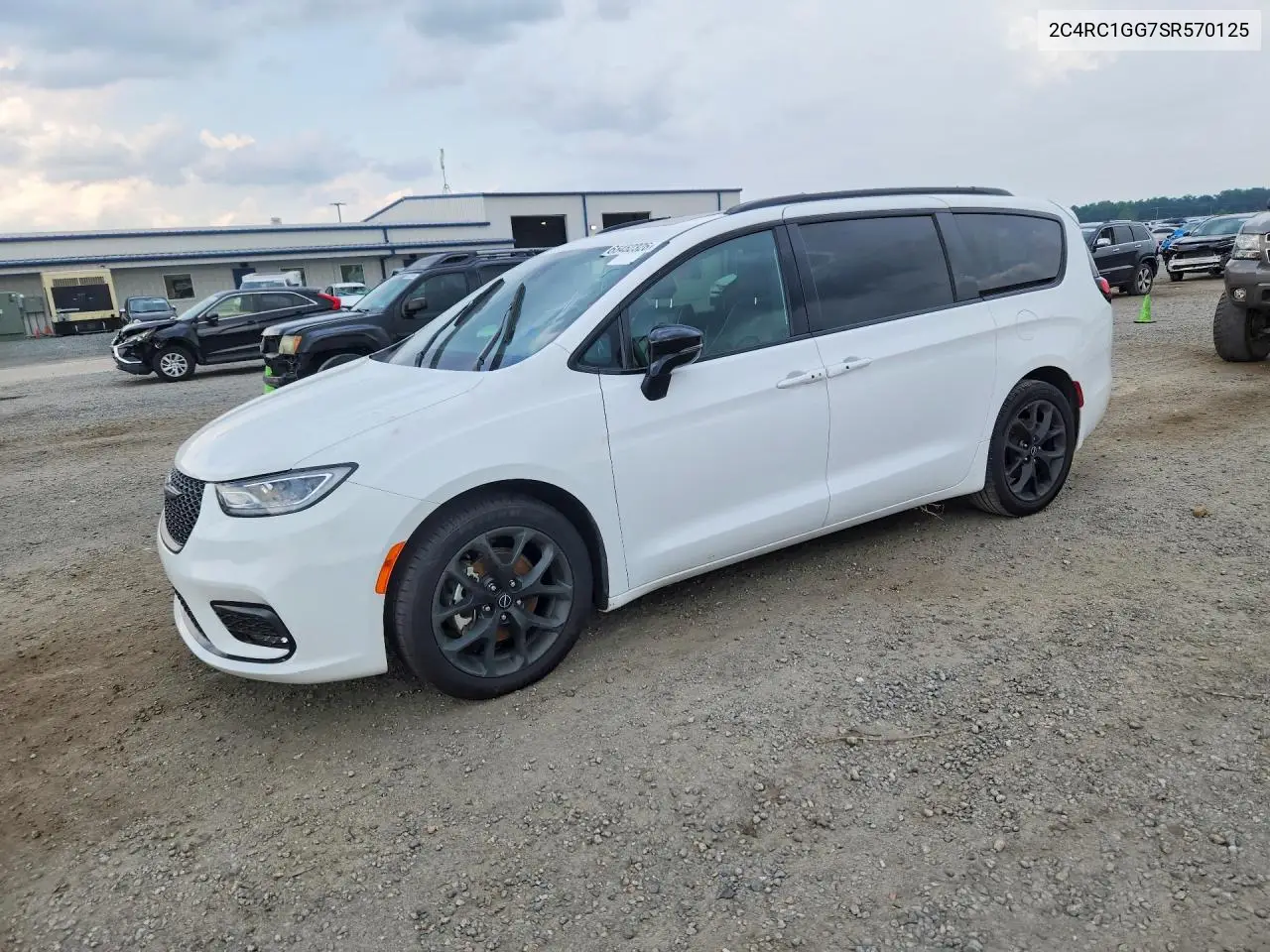 Chrysler Pacifica Limited 2025