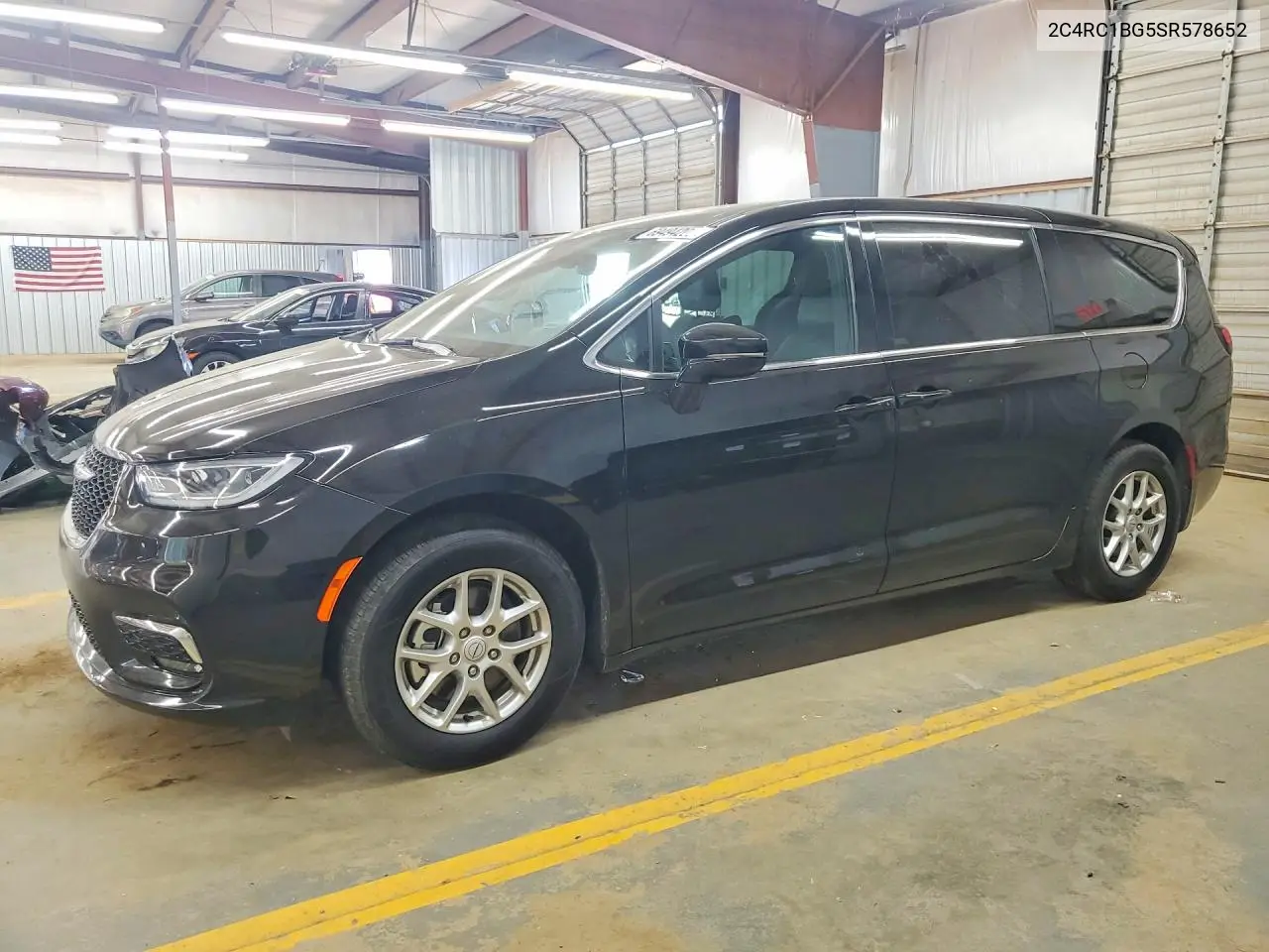 Chrysler Pacifica Select 2025