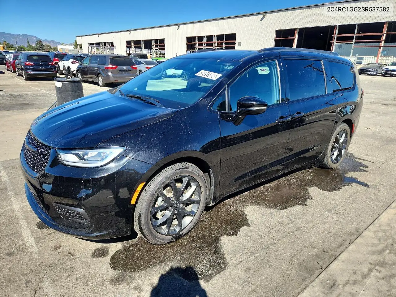 Chrysler Pacifica Limited 2025