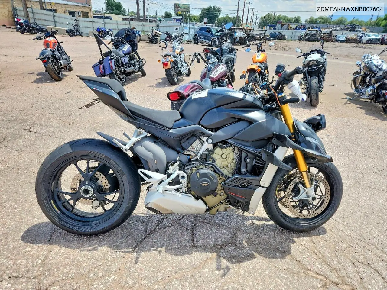 Ducati Streetfighter V4 2022