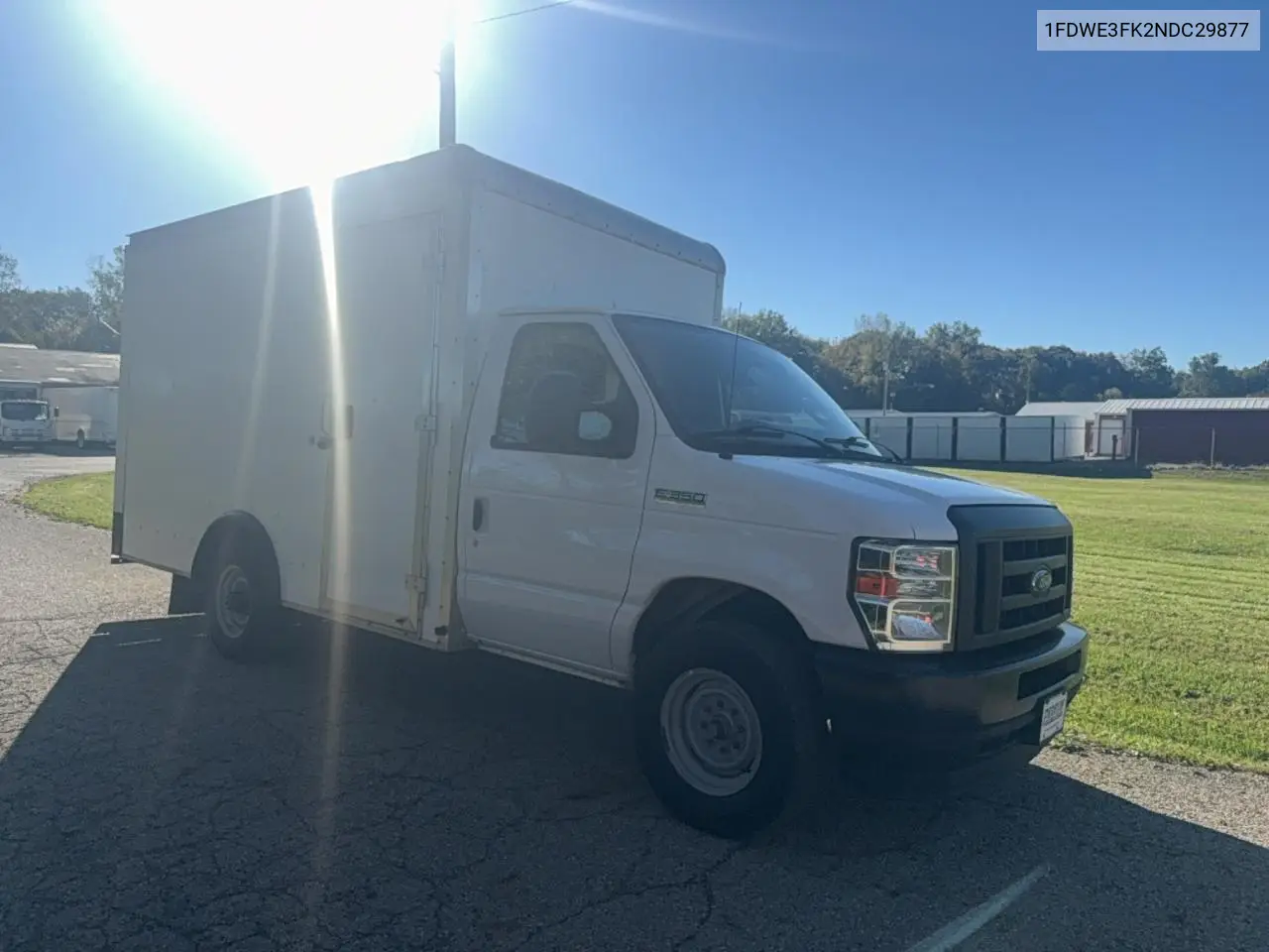 Ford Econoline E350 Super Duty Cutaway Van 2022