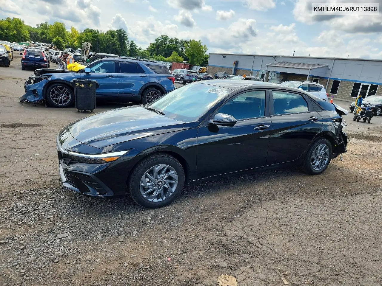 Hyundai Elantra Blue 2024