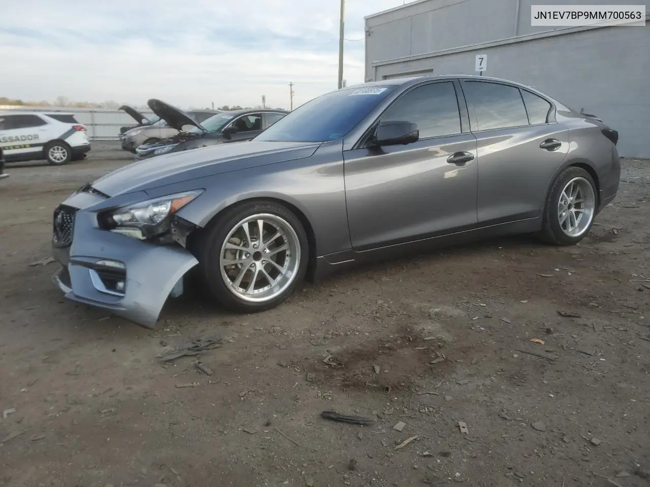 Infiniti Q50 Luxe 2021