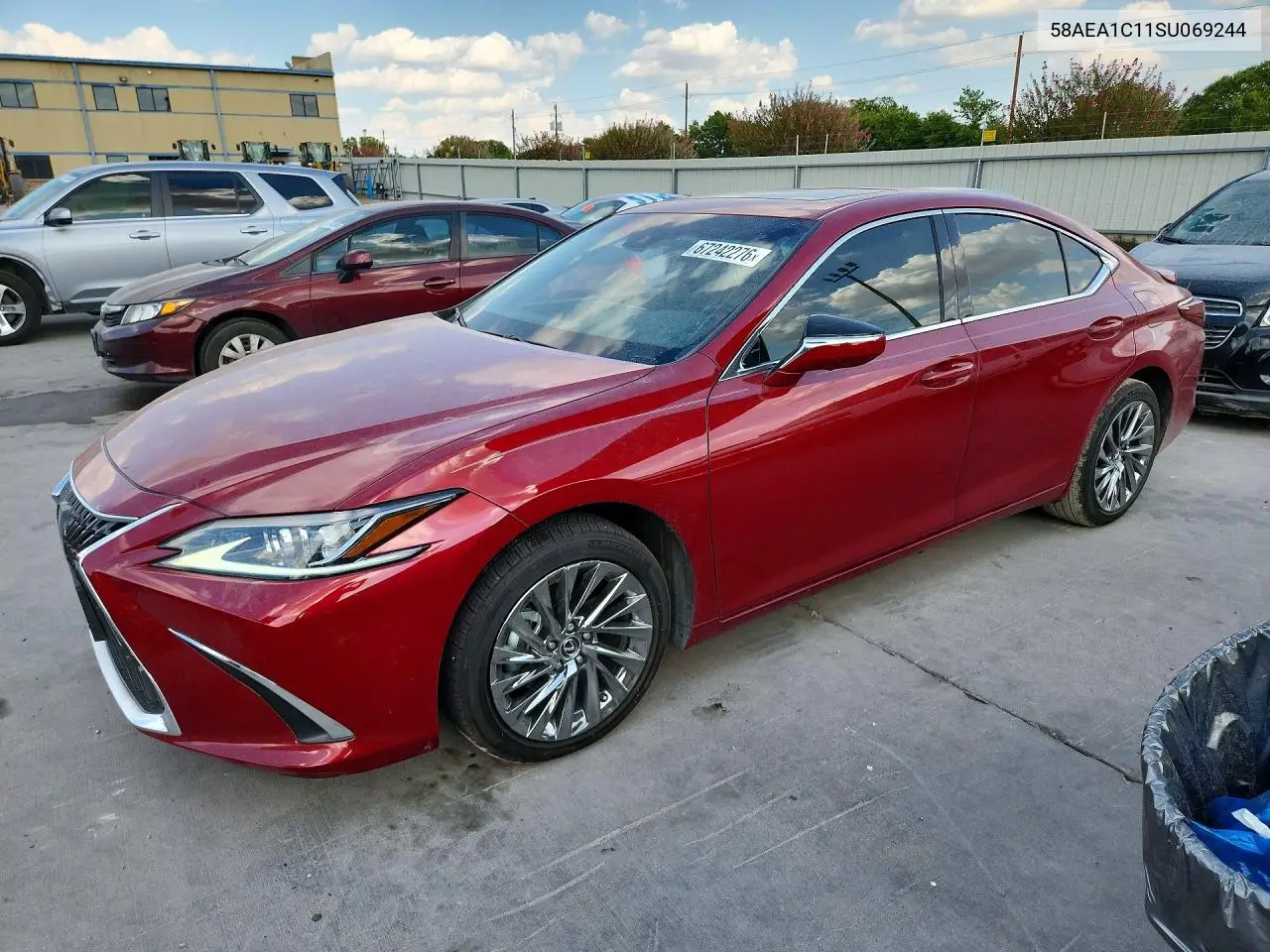Lexus Es 300H Luxury 2025