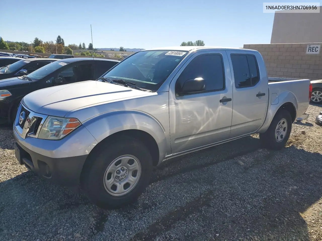 Nissan Frontier S 2017
