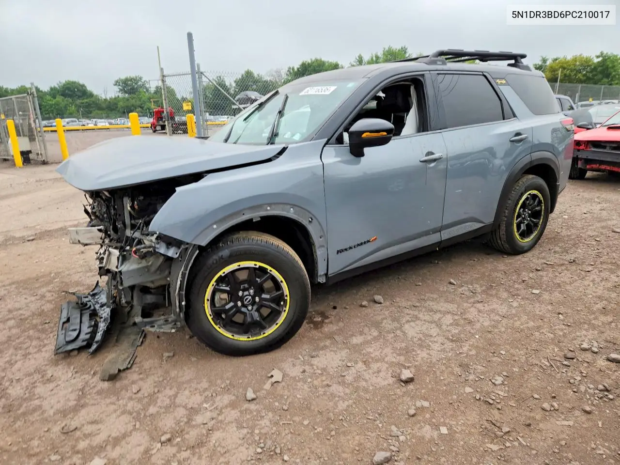 Nissan Pathfinder Sv 2023