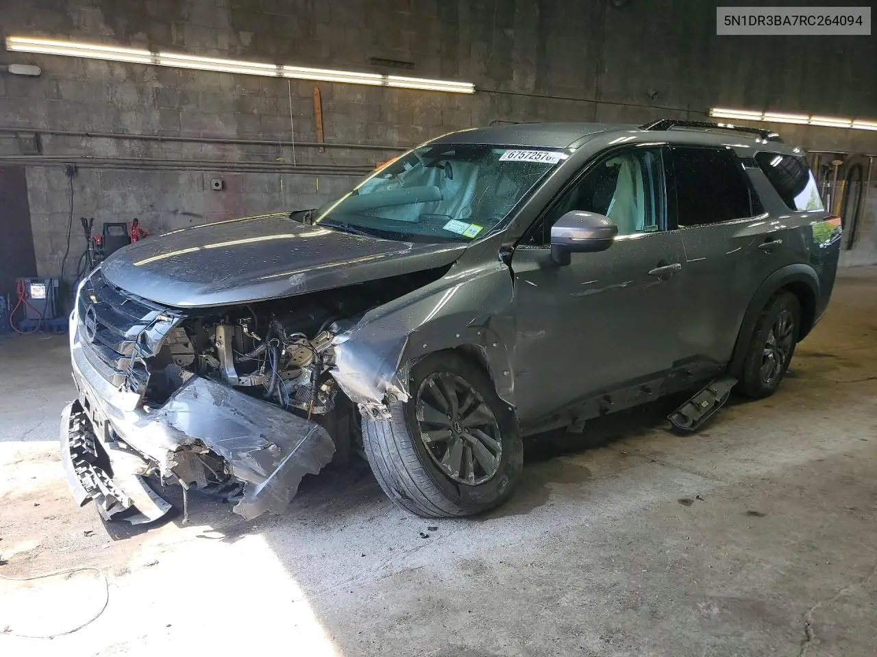 Nissan Pathfinder Sv 2024