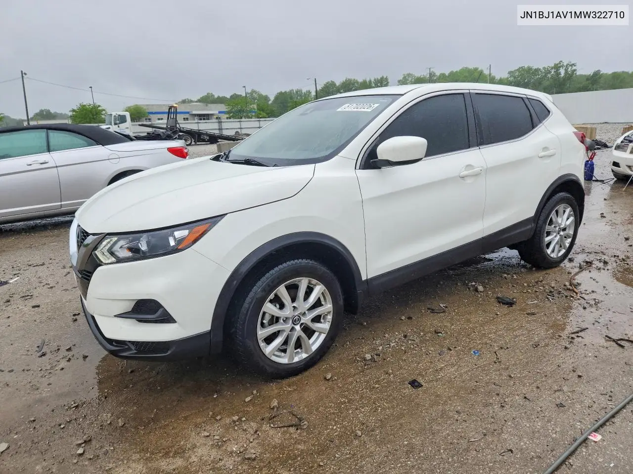 Nissan Rogue Sport S 2021