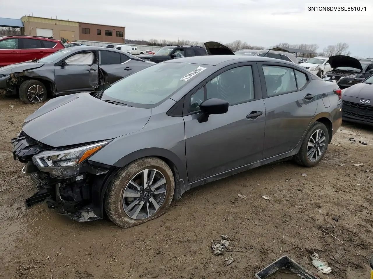 Nissan Versa S 2025