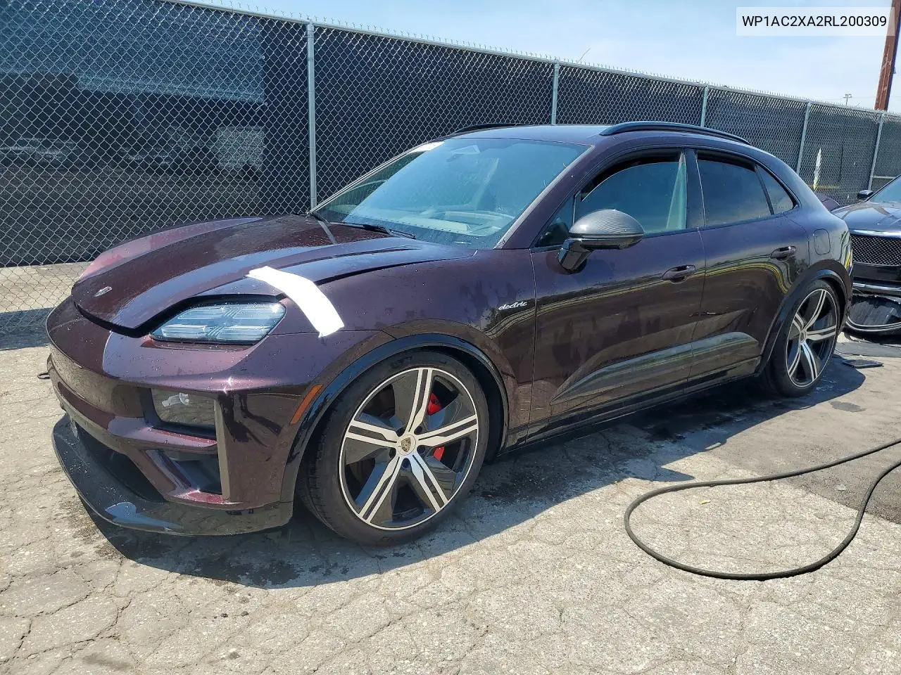 Porsche Macan Turbo 2024