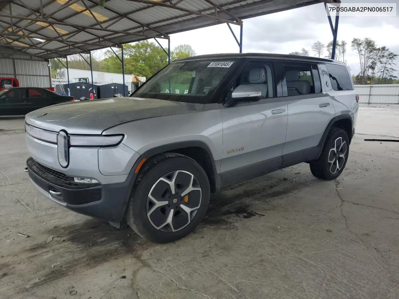 Rivian R1S Adventure 2023
