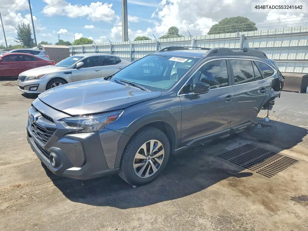 Subaru Outback Premium 2025