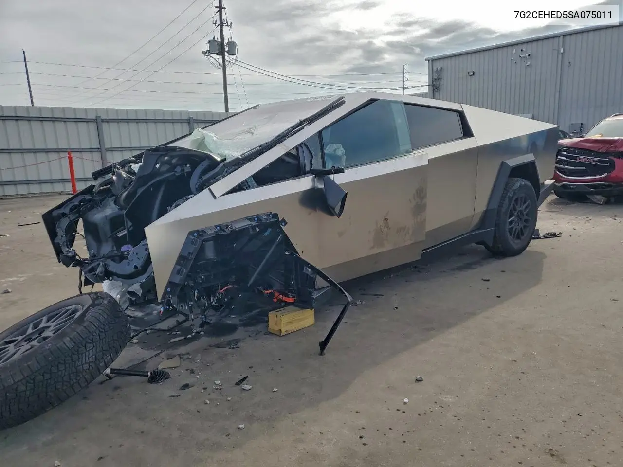 Tesla Cybertruck 2025