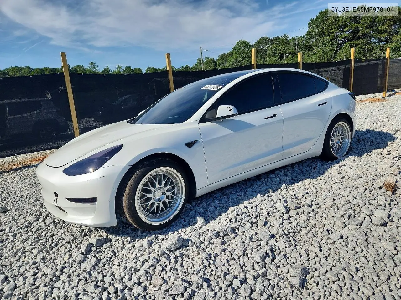 Tesla Model 3 2021