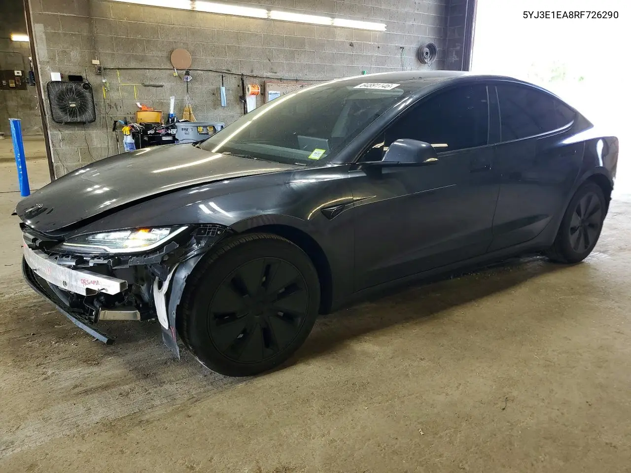 Tesla Model 3 2024