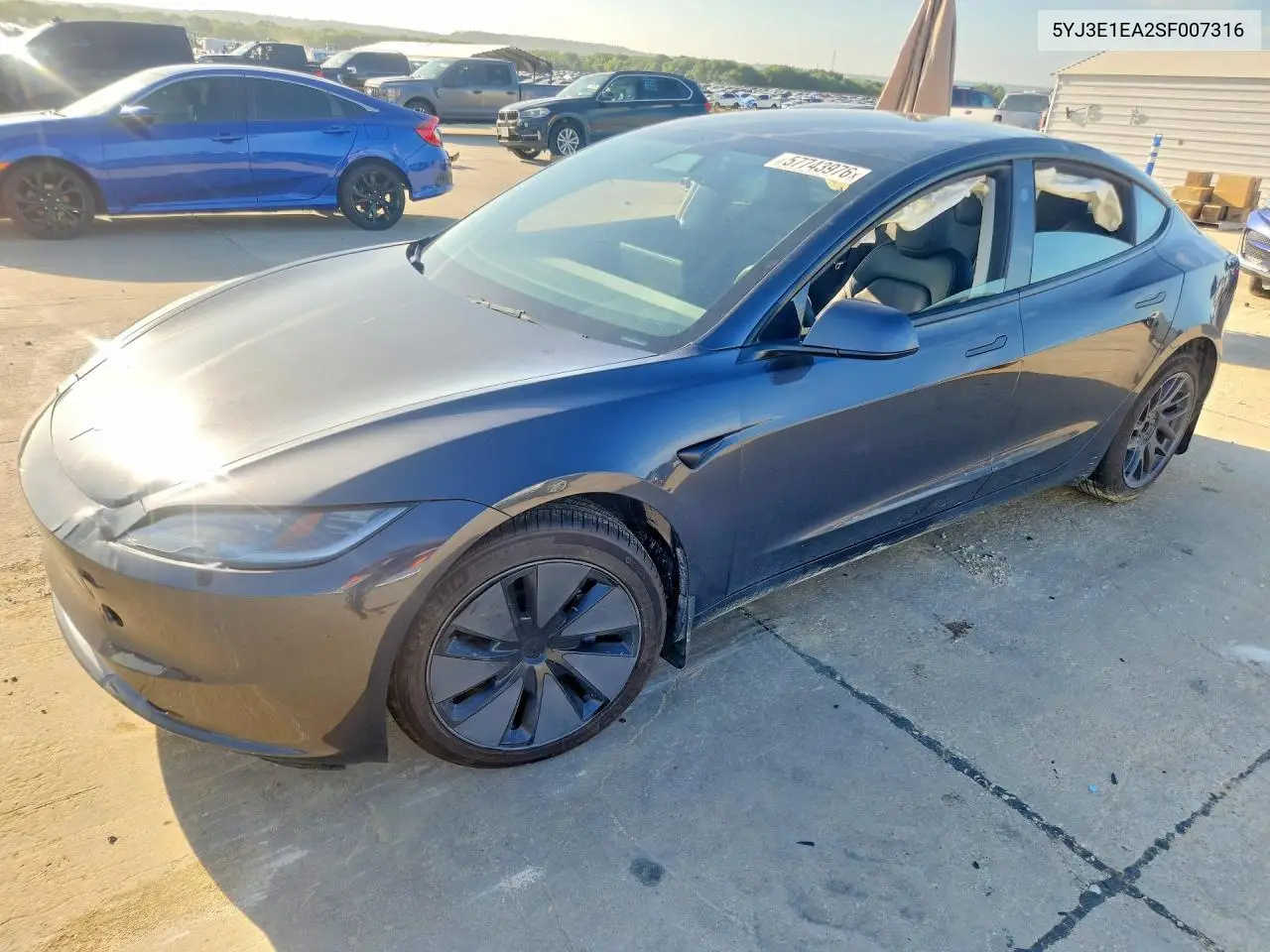 Tesla Model 3 2025